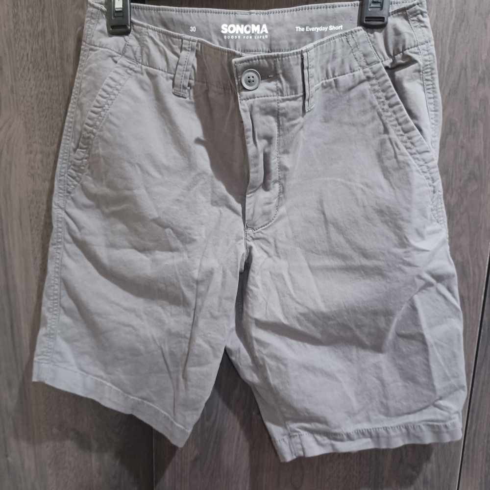 Sonoma Men's Flat Front Gray Shorts
